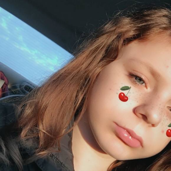 Meet your Posher, Rona - Picture 1 of 1